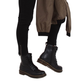 Snörstövlar svart martensiaki NC1019 Svart