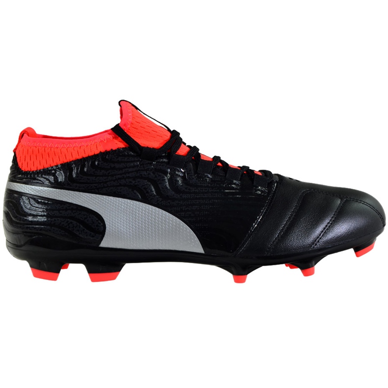 Fotbollsskor Puma One 18.3 Fg 104538 01 mångfärgad svart