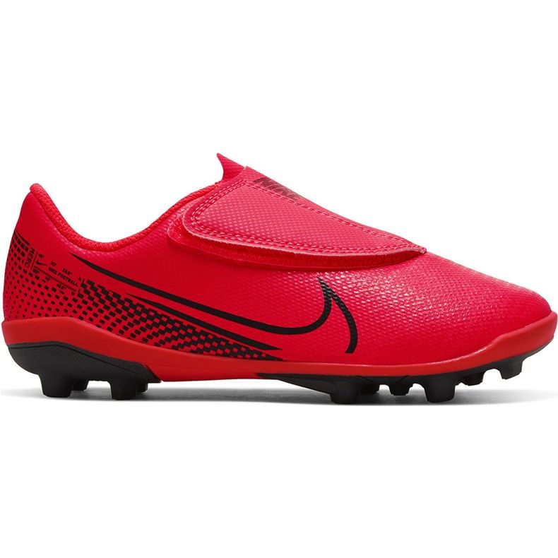 Nike Mercurial Vapor 13 Club Mg PS (V) Junior AT8162 606 fotbollsskor mångfärgad röd
