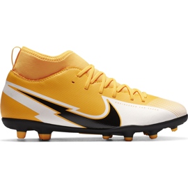 Nike Mercurial Superfly 7 Club FG / MG Junior AT8150 801 fotbollsskor gul apelsin