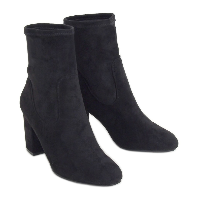 Svarta höga klackar 7675-GA Svart