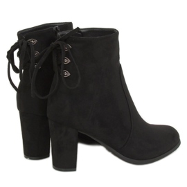 Klassiska svarta höga klackar 6782-1 Svart