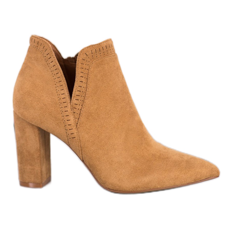 Bella Paris Snygga stövlar på en stolpe brun