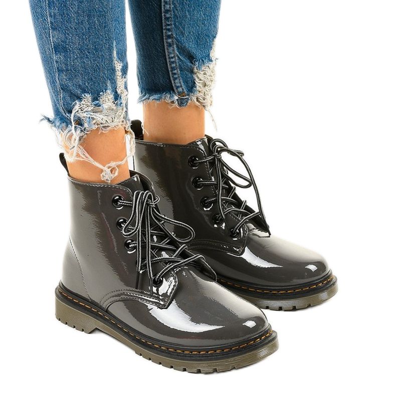 Grå lackstövlar TL143-7