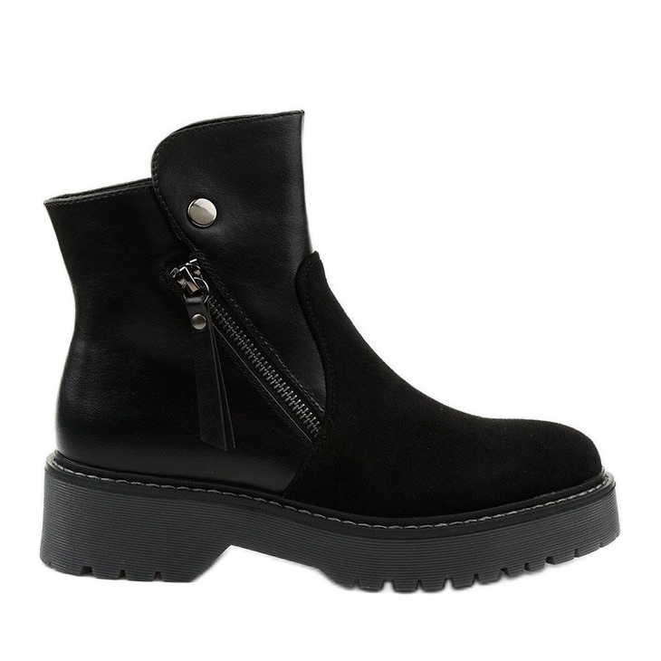 Svarta fotbollsskor i ekologisk läder från Brundstan