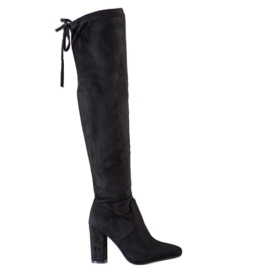 Wilady Höga stövlar på ett inlägg svart