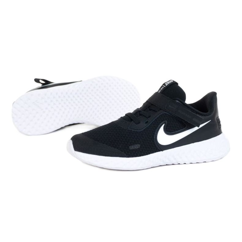 Nike Revolution 5 Flyease Psv Jr CQ4648-004 sko vit svart