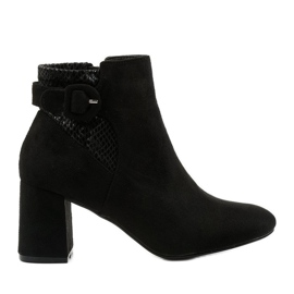 Svarta fotkängor med Pearpuff -dragkedja