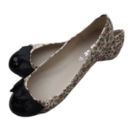 Ballerinor med rosett 6148 färgade vit