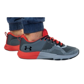 Under Armour Charged Engage M 3022 616-105 svart orange grå