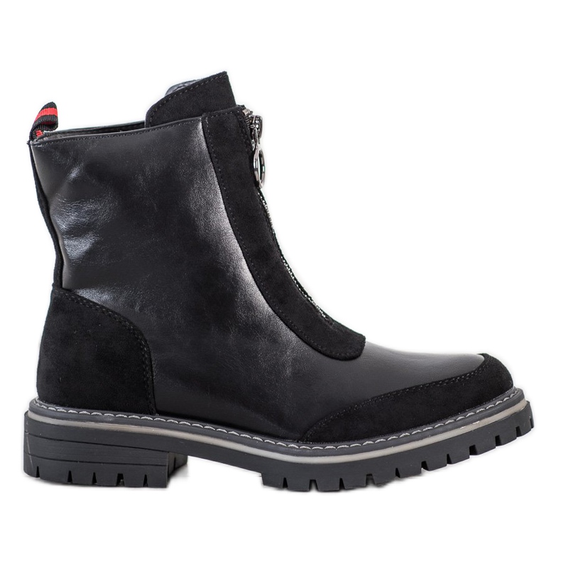 J. Star Varma arbetare på reglaget svart