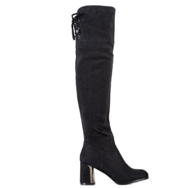 Gogo Lårhöga stövlar med dekorativ häl svart