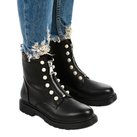 Svarta platta damskor