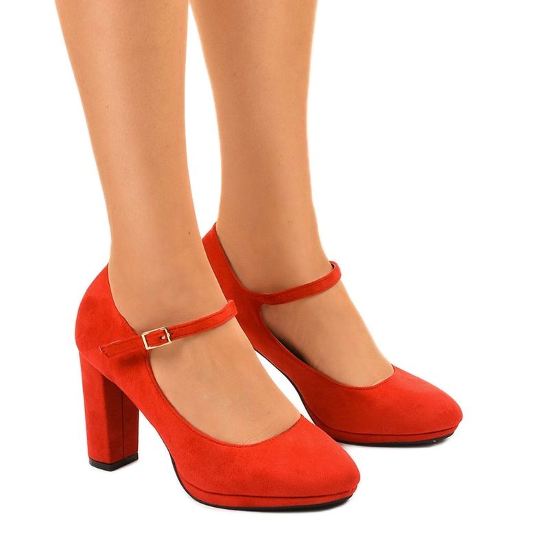 Röda mockapumpar på Neridan -stolpen