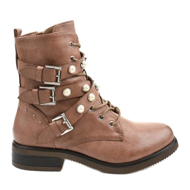 Bruna snörskor från Sarerris