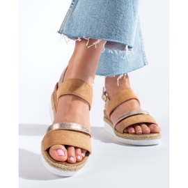 Bruna Shelovet kilsandaler för kvinnor 1