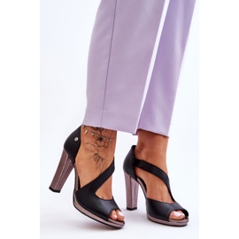 Slip-on klackar Lädersandaler Maciejka 06083-01 Svart 1