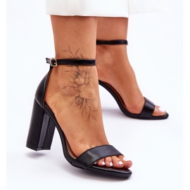 WD1 Högklackade sandaler Svart Individuell 1