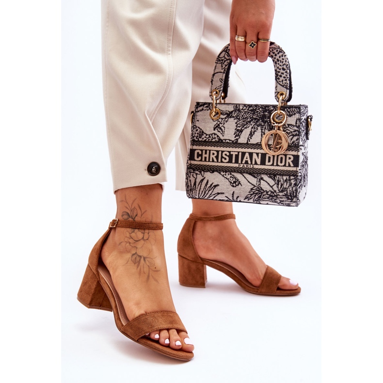 Klassiska mocka Camel Honeymoon sandaler med låg klack brun 2