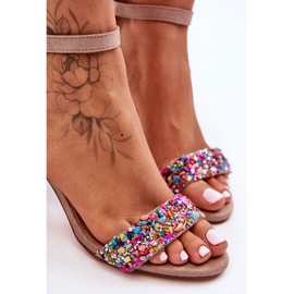 Fashionabla högklackade sandaler med dekorativa stenar Beige Love Me 2