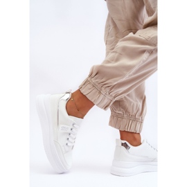 Klassiska damsportskor Vita Ronesha 2