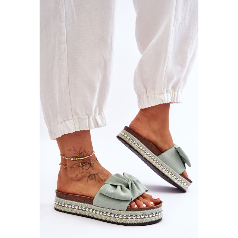 Damtofflor i mocka med rosett Lauria Grön 1