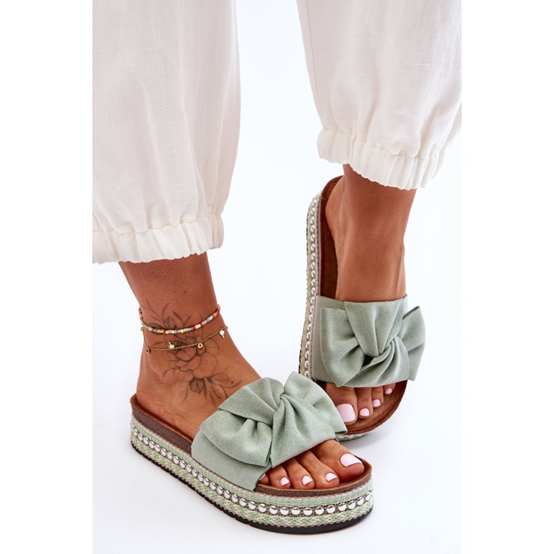 Damtofflor i mocka med rosett Lauria Grön 2