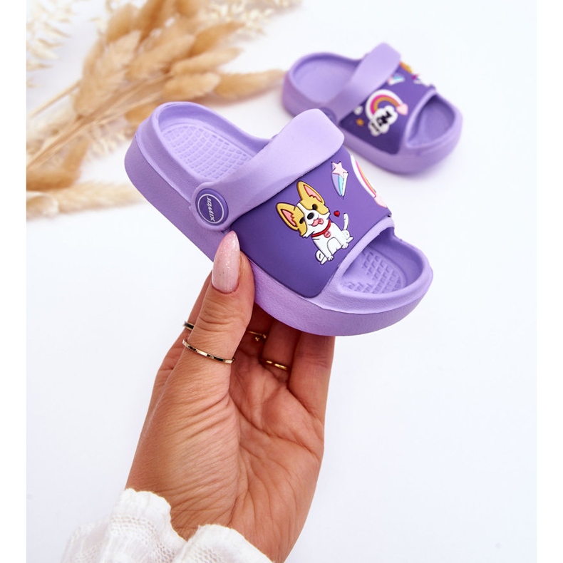WJ1 Ljusa barnsandaler med flip flops med hundmotiv Violett Rico purpur 1