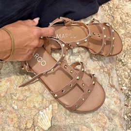 Marco Shoes Lädersandaler med guldnyckel brun 1