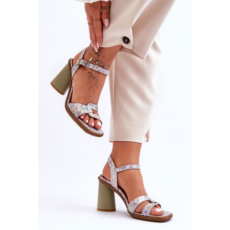 Lädersandaler På Klack Maciejka 06029-24 Vit-Grön 2