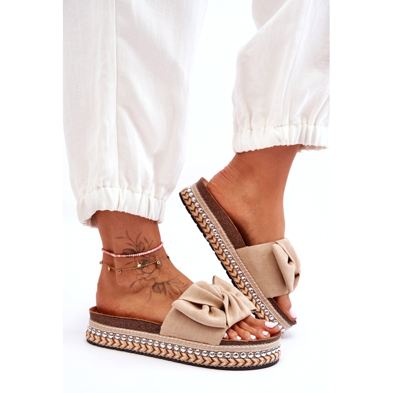 Damtofflor i mocka med rosett Beige Lauria 2