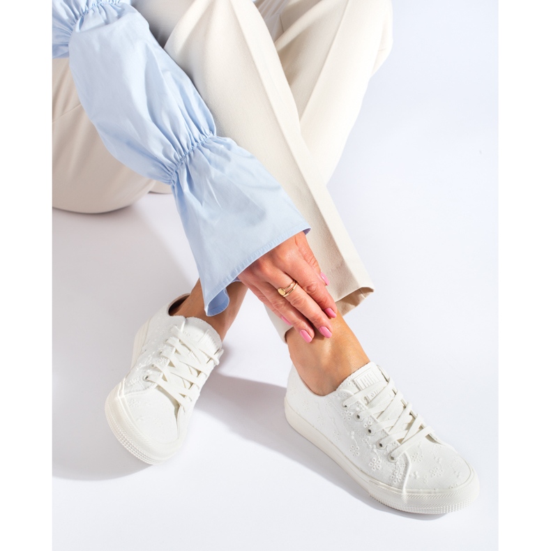 Vita sneakers för dam LL274223101 Big Star 1