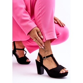 Felicia Svarta mocka sandaler med hög klack 2