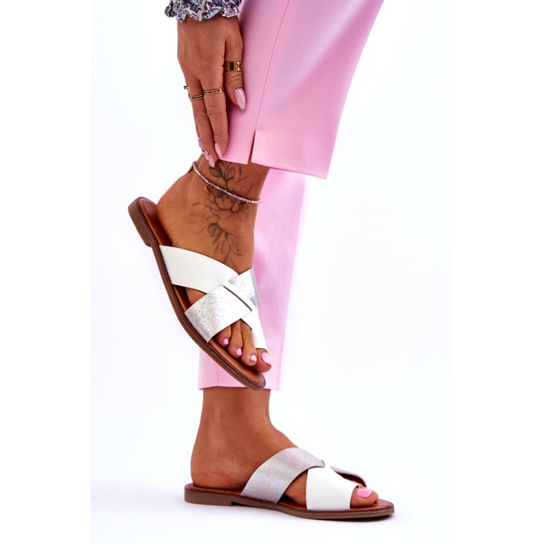 Jezzi Klassiska flip-flops i vit och silver för kvinnor 2