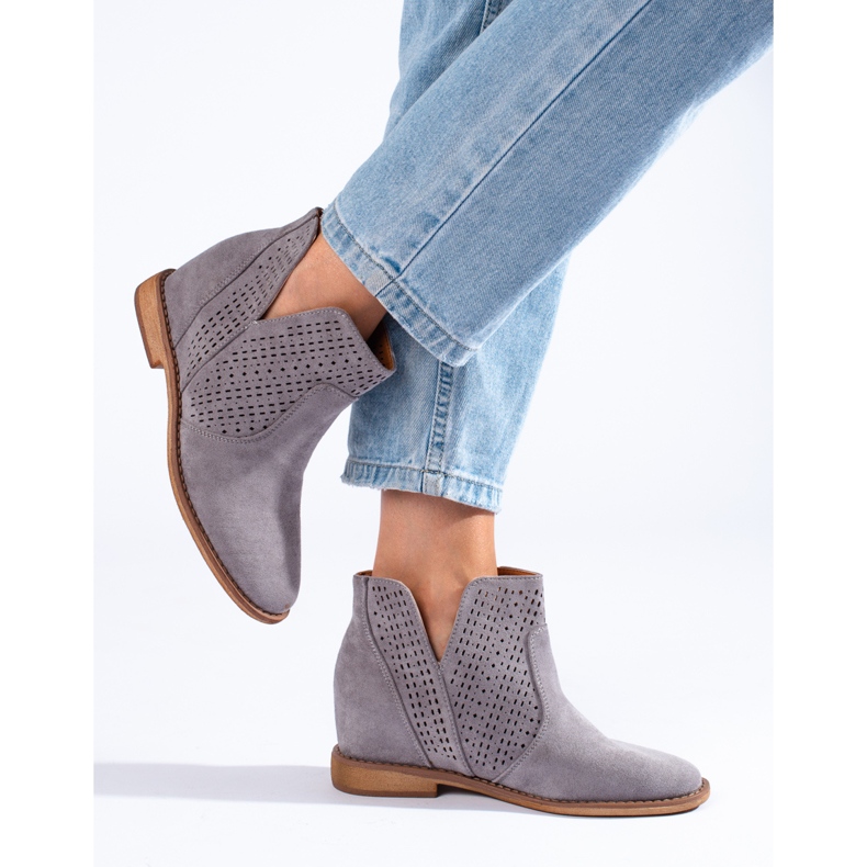 Genombrutna damstövlar Shelovet grå 2