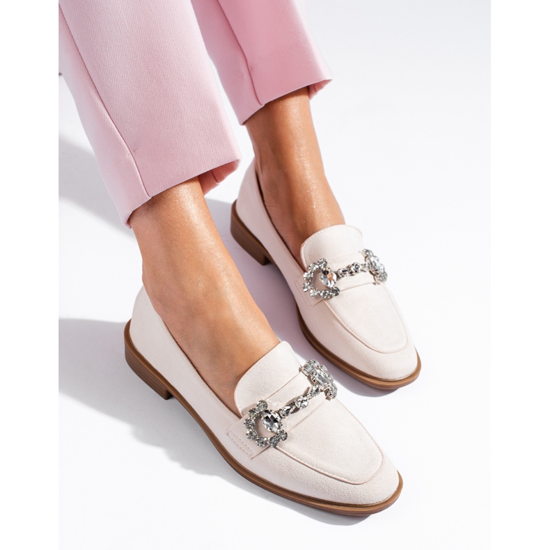 Beige loafers i mocka med ett Shelovet-spänne 1