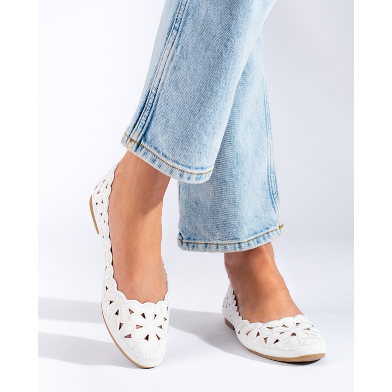 Genombrutna vita Shelovet-ballerinor för kvinnor 1