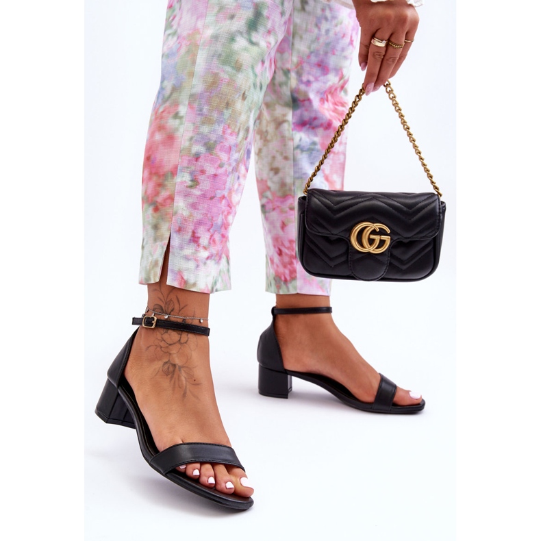 Läderhälsandaler Enfärgade Svarta Inspire Me! 2