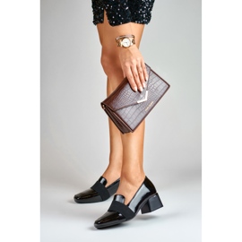 La.Fi Lackläderpumps med låga klackar svart 2