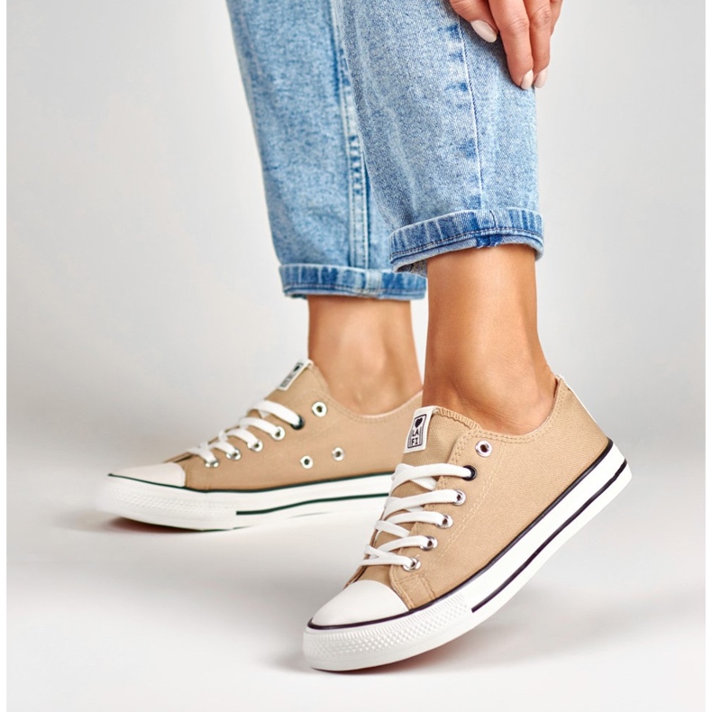 Beiga sneakers från La.Fi beige 1