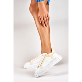 Vita damsportskor med tjock sula 2