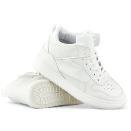 Vita damsneakers ovanför ankeln 7