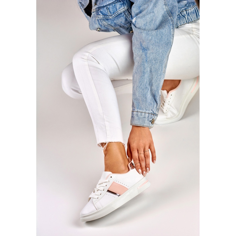 Ljusa damsportskor vit 1