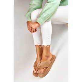 Pälsiga beige flipflops 2