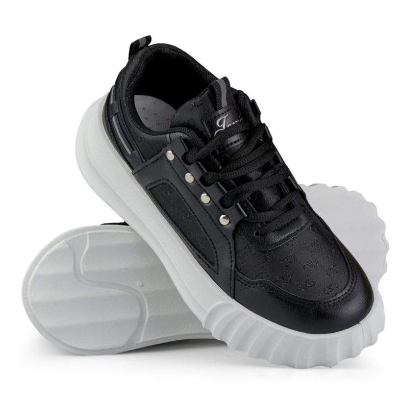 Svarta damsportskor med vit sula 1