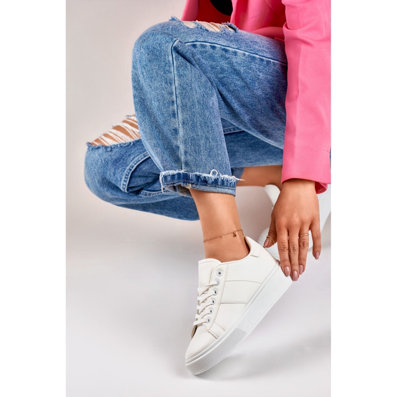 Kvinnors vita sneakers på plattformen 1