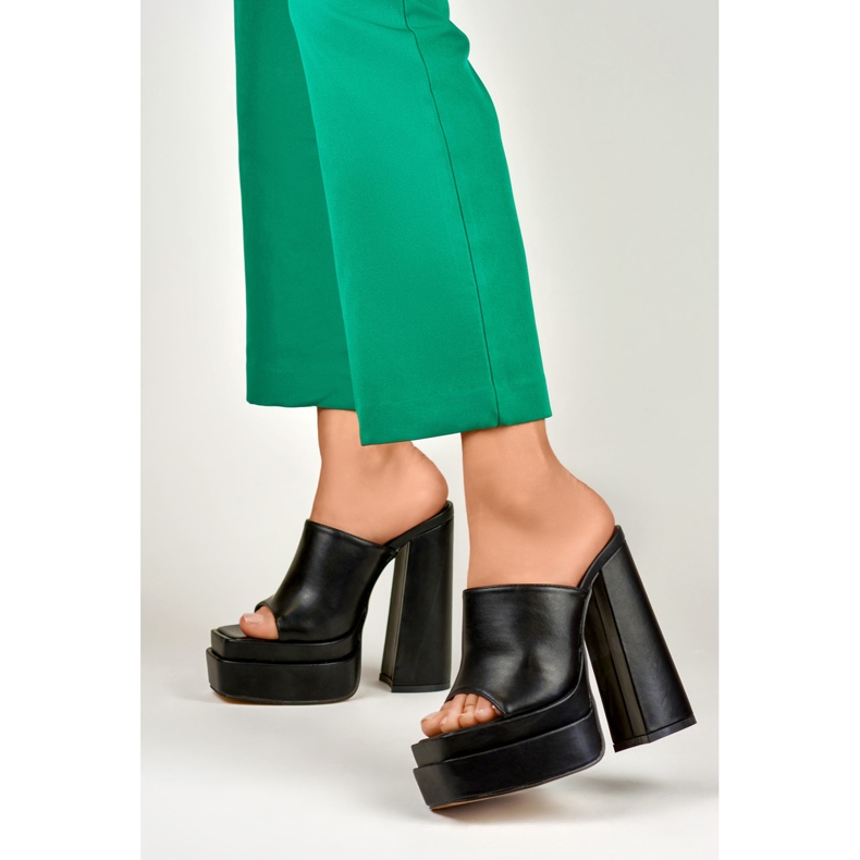 Evelyn högklackade svarta rutschkanor 2