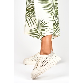 Beige sportskor för kvinnor gjorda av äkta läder 1