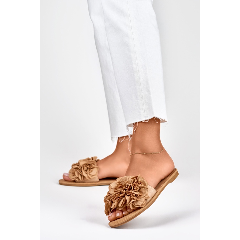 Platta blommiga tofflor för kvinnor bruna 2