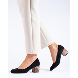 SHELOVET Svarta pumps i mocka från Sheovet 1